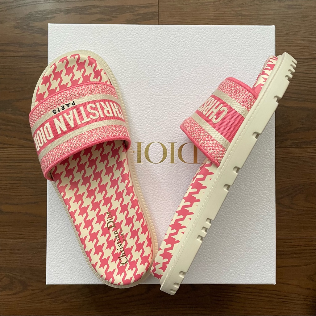 New In Box Dior Logo Sandals